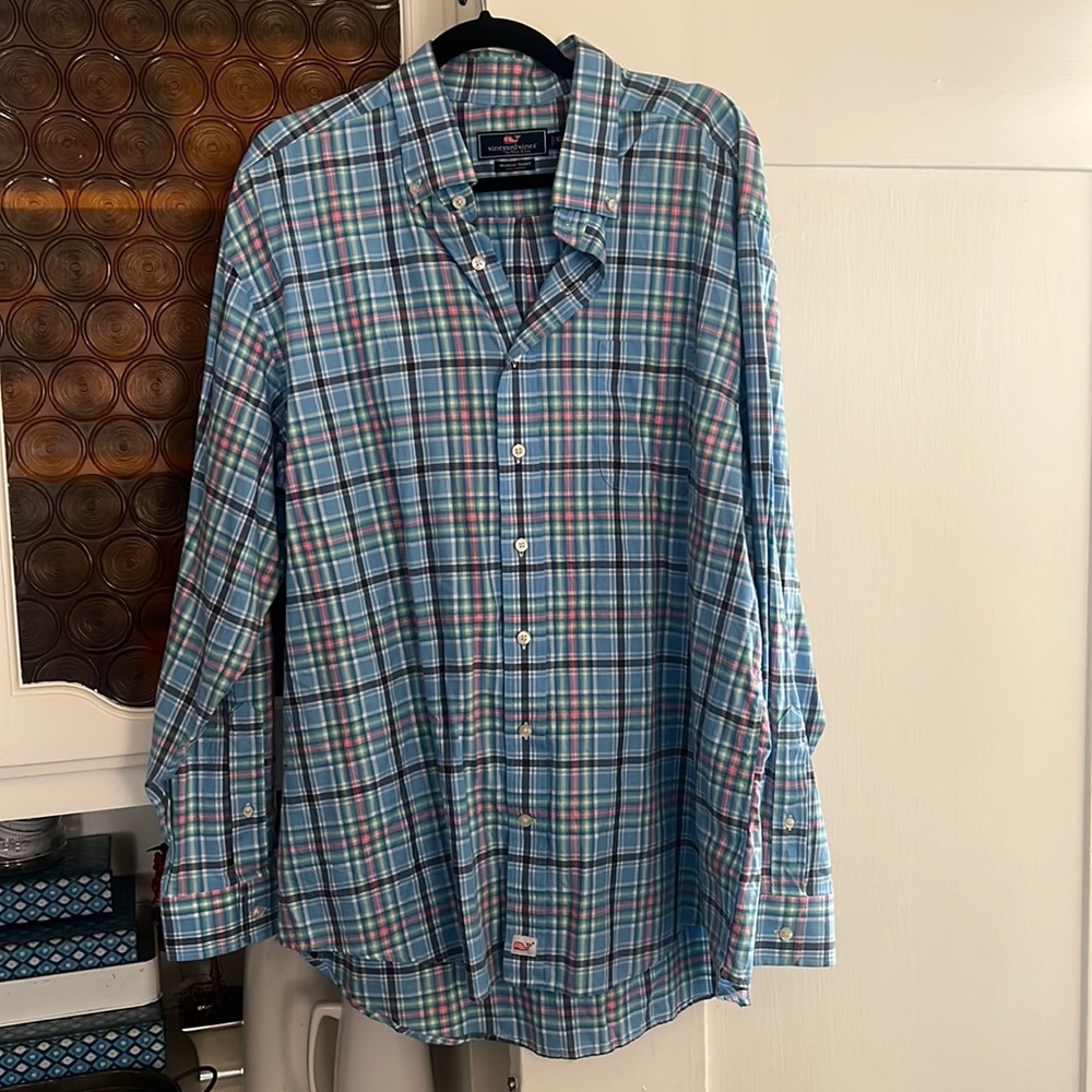 Vineyard vines button up size XL Murray shirt 100% cotton great condition!